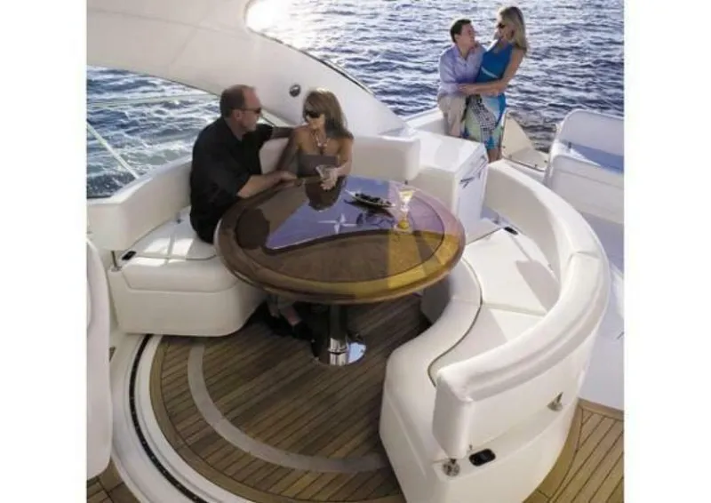 Slide: The Image of Sea Ray 580 Sundancer 2010 - 4999627