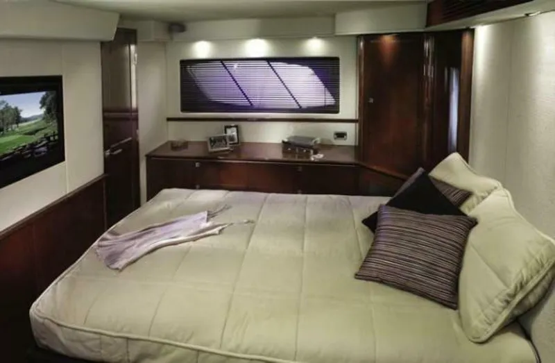 Slide: The Image of Sea Ray 580 Sundancer 2010 - 4999631