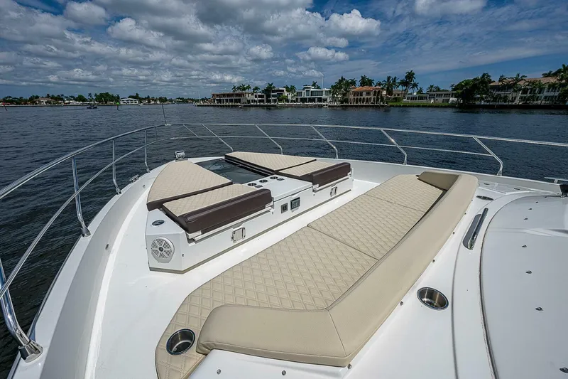 Slide: The Image of Cruisers 60 Cantius 2017 - 4999651