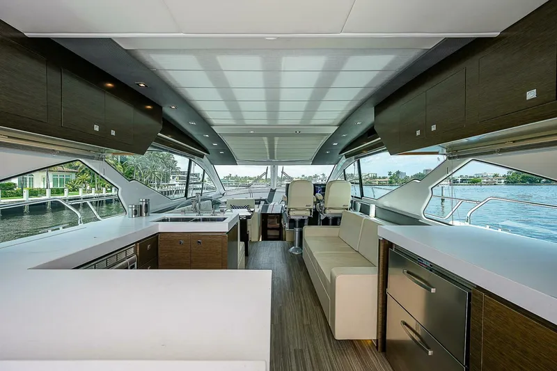 Slide: The Image of Cruisers 60 Cantius 2017 - 4999655