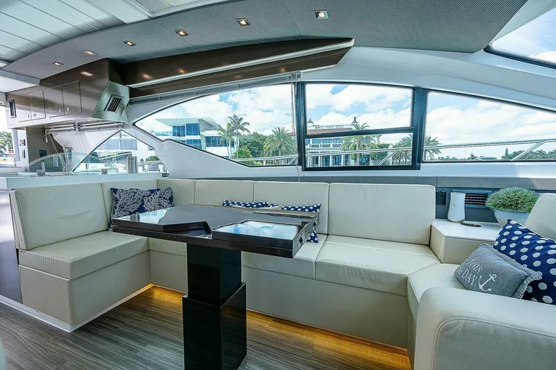 Slide: The Image of Cruisers 60 Cantius 2017 - 4999664