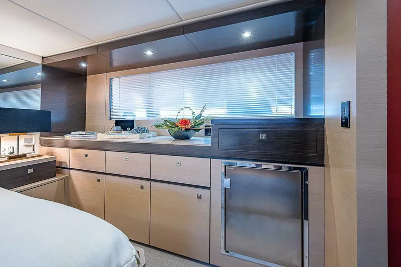 Slide: The Image of Cruisers 60 Cantius 2017 - 4999692