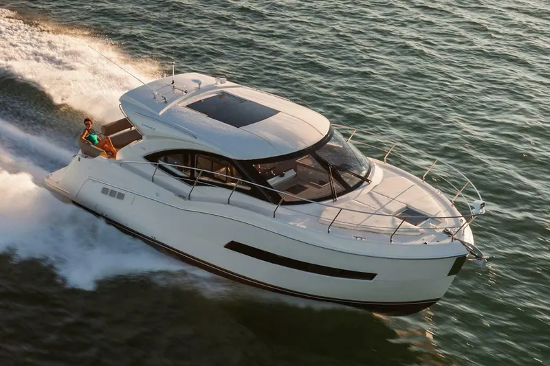 Slide: The Image of Carver C37 Coupe 2016 - 5000503
