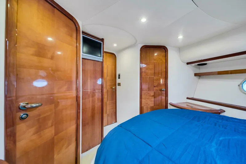 Slide: The Image of Azimut 62 2004 - 5000546
