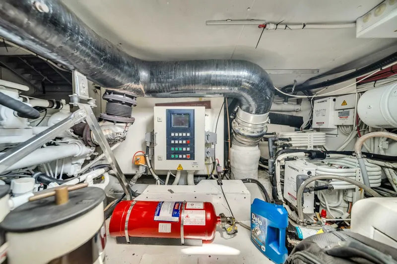 Slide: The Image of Azimut 62 2004 - 5000552