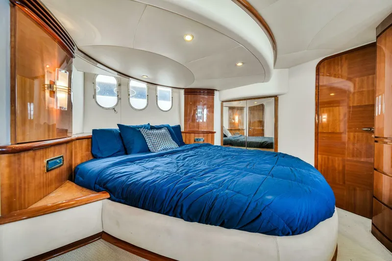 Slide: The Image of Azimut 62 2004 - 5000582