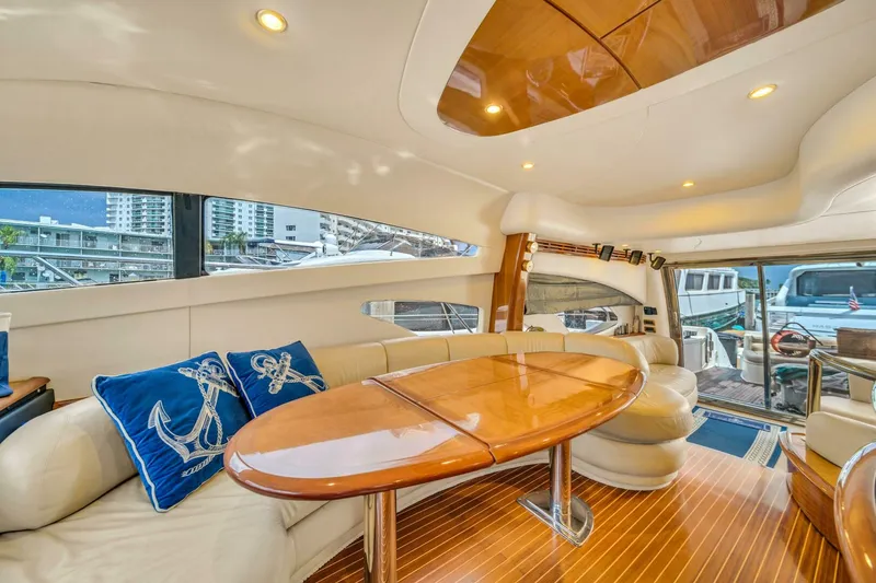 Slide: The Image of Azimut 62 2004 - 5000596
