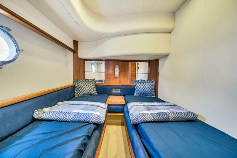 Slide: The Image of Azimut 62 2004 - 5000615