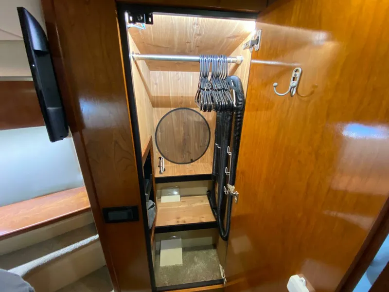 Slide: The Image of Cruisers 52 Express 2006 - 5000716