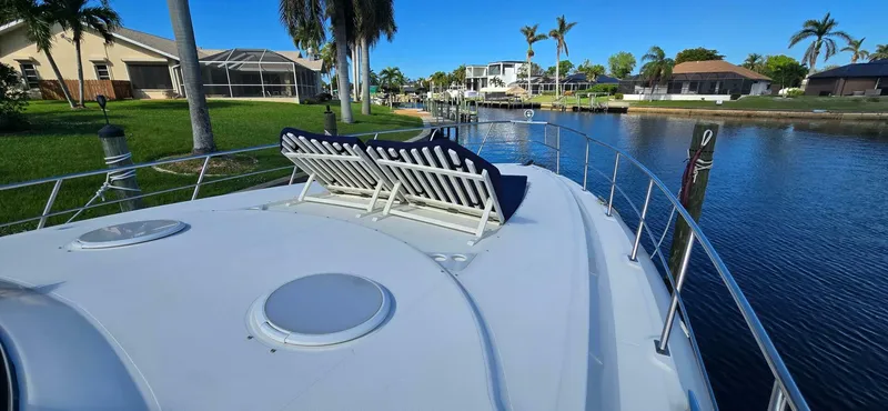 Slide: The Image of Cruisers 52 Express 2006 - 5000799