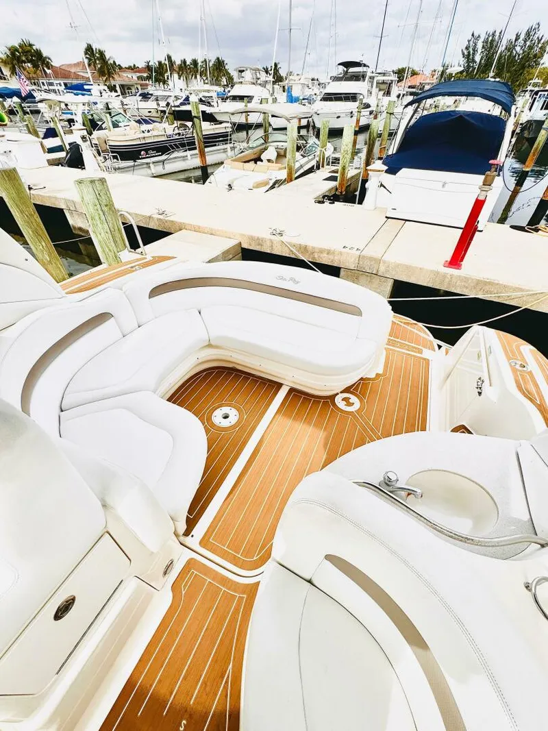 Slide: The Image of Sea Ray 320 Sundancer 2005 - 5000856