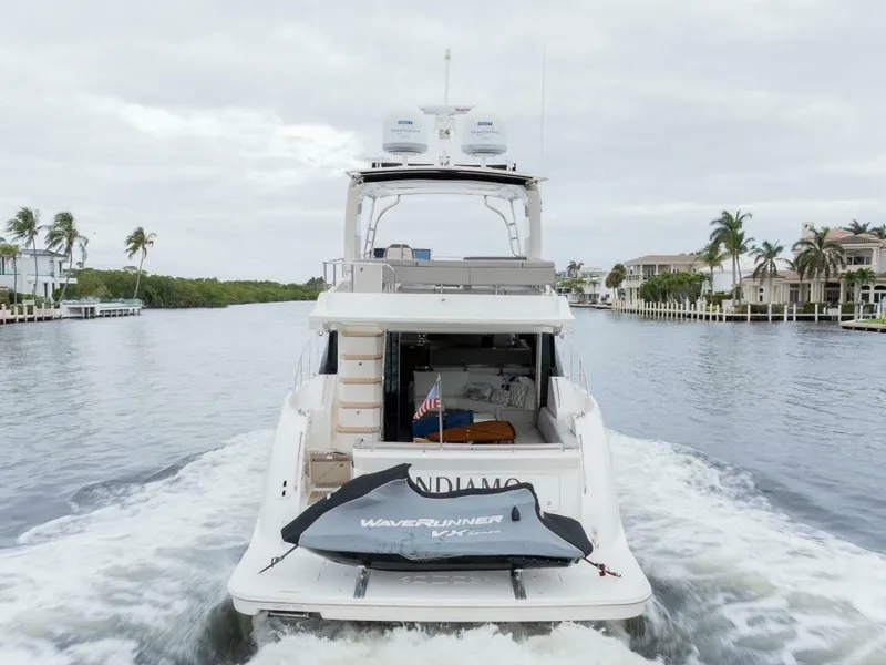 Slide: The Image of Sea Ray L590 Fly 2017 - 5001153