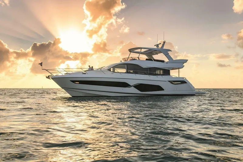 Slide: The Image of Sunseeker Manhattan 68 2022 - 5001415