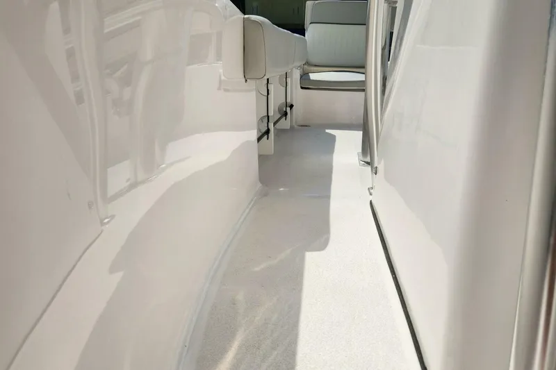 Slide: The Image of Sea Fox 206 Commander 2022 - 5001750