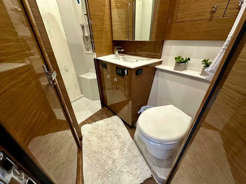 Slide: The Image of Cruisers 50 Cantius 2020 - 5001910