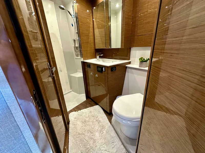 Slide: The Image of Cruisers 50 Cantius 2020 - 5001911