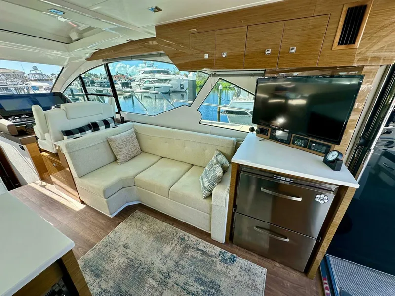 Slide: The Image of Cruisers 50 Cantius 2020 - 5001930
