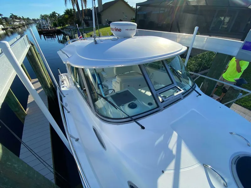 Slide: The Image of Seaswirl 2901 Walkaround O/B 2008 - 5001986