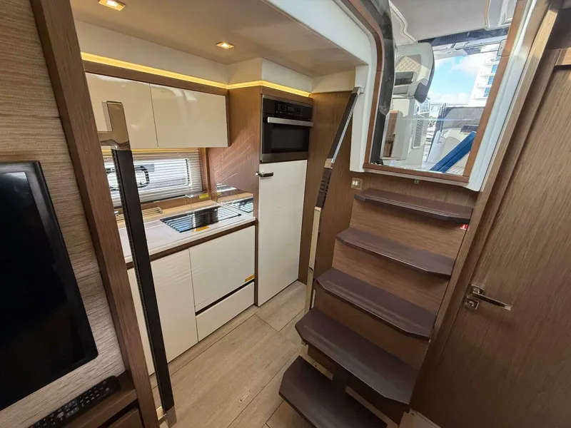 Slide: The Image of Jeanneau Leader 46 2017 - 5002040