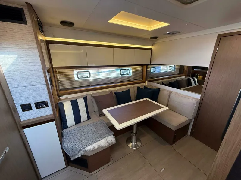 Slide: The Image of Jeanneau Leader 46 2017 - 5002047