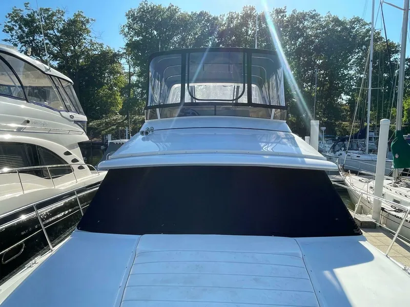 Slide: The Image of Carver 445 Aft Cabin Motor Yacht 1998 - 5002185
