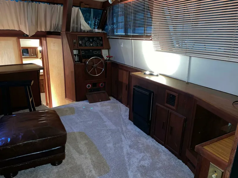 Slide: The Image of Marinette 41 Marquis Convertible 1989 - 5002313