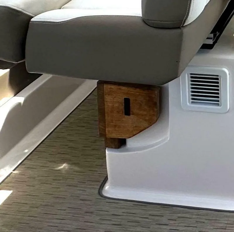 Slide: The Image of Regal 35 Sport Coupe 2019 - 5002403