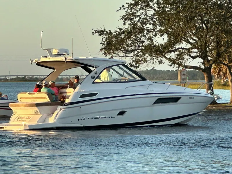 Slide: The Image of Regal 35 Sport Coupe 2019 - 5002354