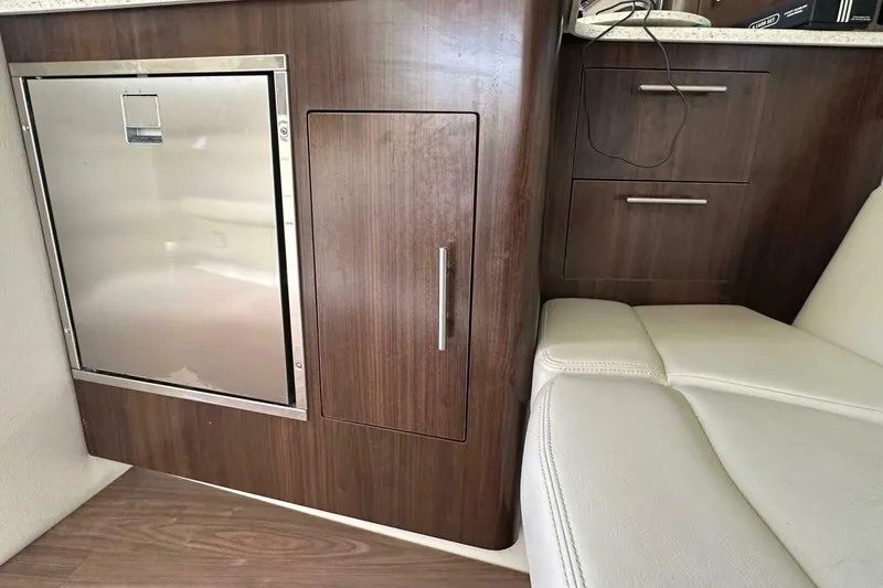 Slide: The Image of Regal 35 Sport Coupe 2019 - 5002418