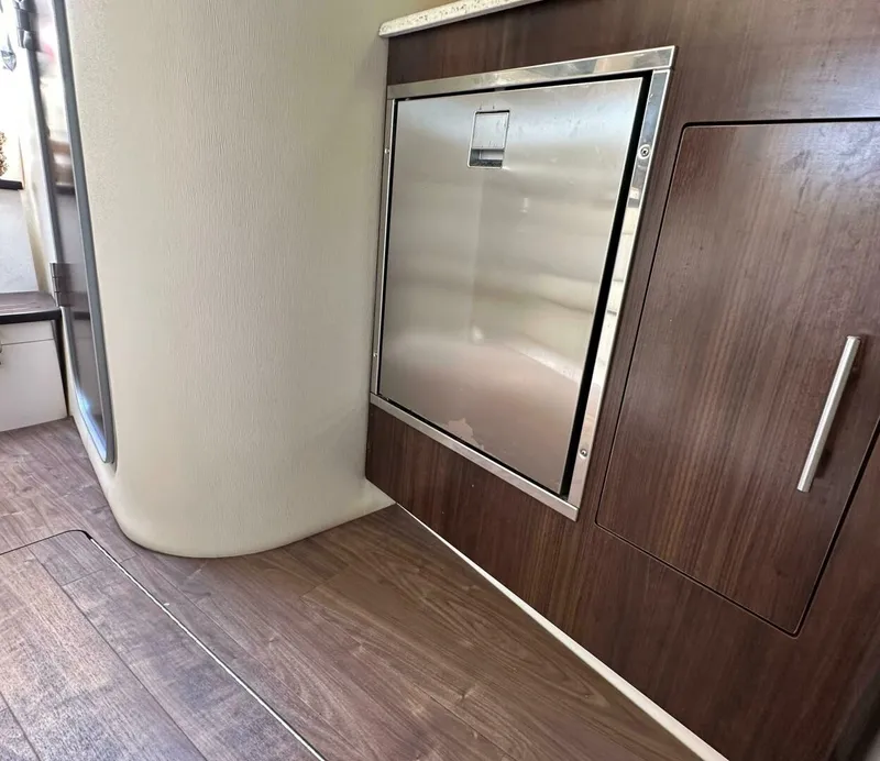 Slide: The Image of Regal 35 Sport Coupe 2019 - 5002419