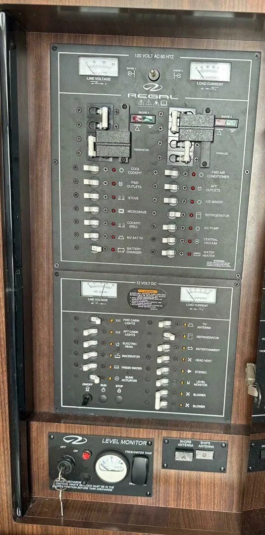 Slide: The Image of Regal 35 Sport Coupe 2019 - 5002420