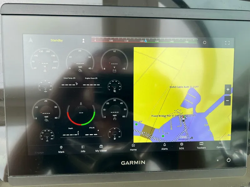 Slide: The Image of Regal 3300 Bowrider 2020 - 5003087