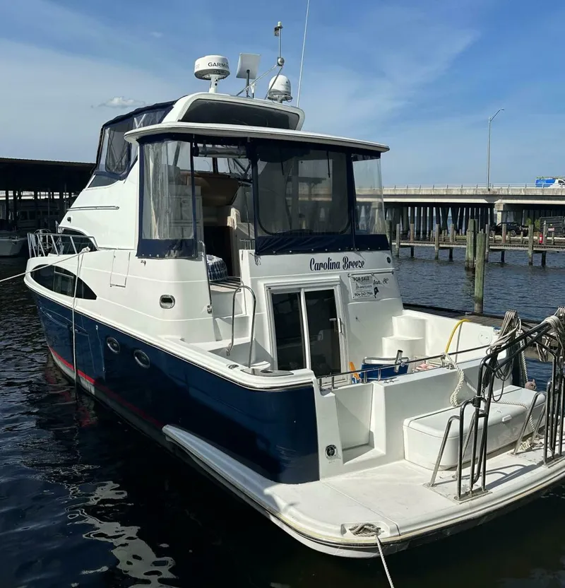 Slide: The Image of Carver 444 Cockpit Motor Yacht 2002 - 5003227