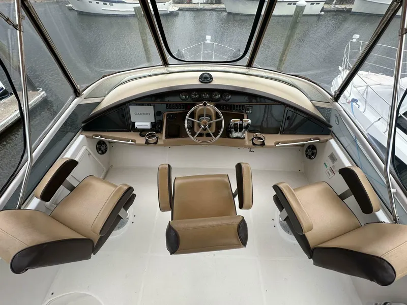 Slide: The Image of Carver 360 Sport Sedan 2003 - 5003334
