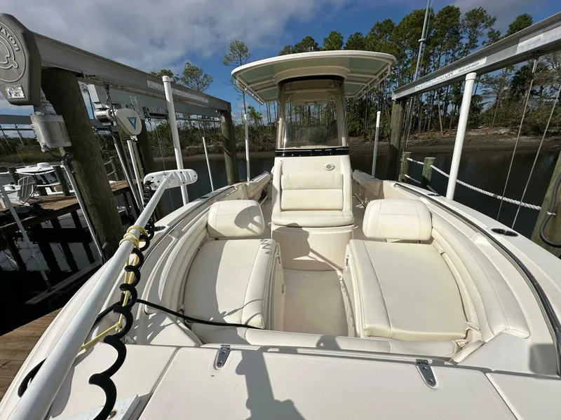 Slide: The Image of Grady-White Fisherman 216 2018 - 5004015