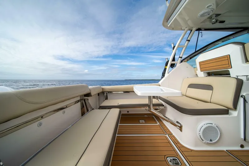 Slide: The Image of Pursuit DC 325 Dual Console 2019 - 5004425