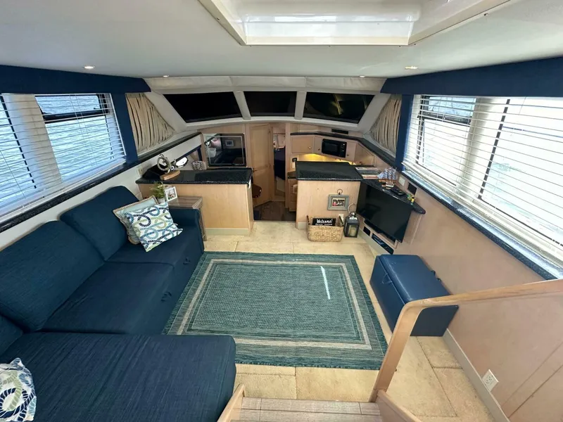 Slide: The Image of Carver 406 Motor Yacht 2000 - 5004461