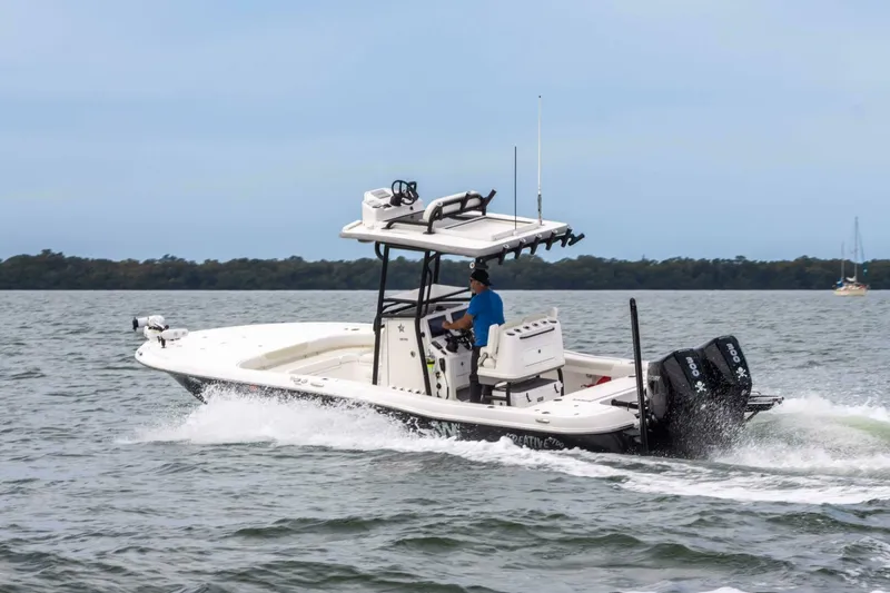 Slide: The Image of Caymas 281HB Center Console 2022 - 5004508