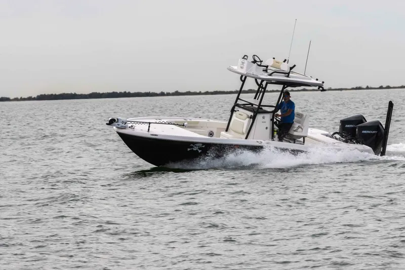 Slide: The Image of Caymas 281HB Center Console 2022 - 5004511