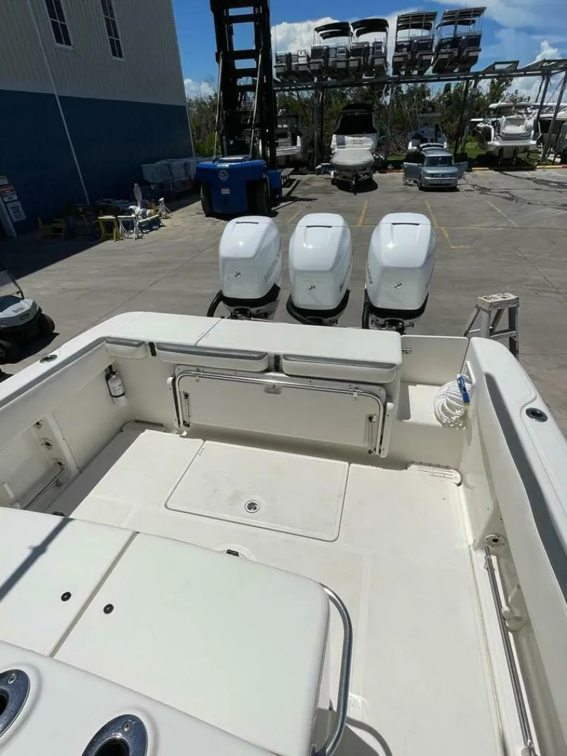 Slide: The Image of Triton 351 CC 2007 - 5005371