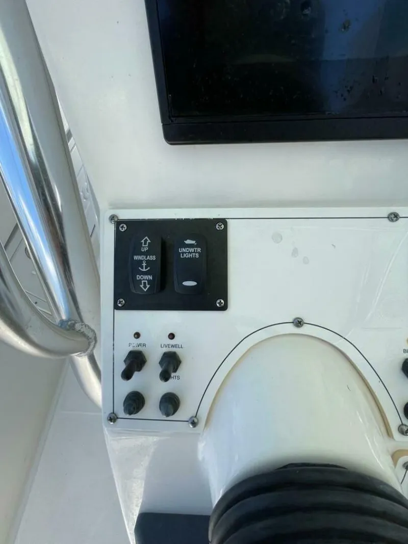 Slide: The Image of Triton 351 CC 2007 - 5005376