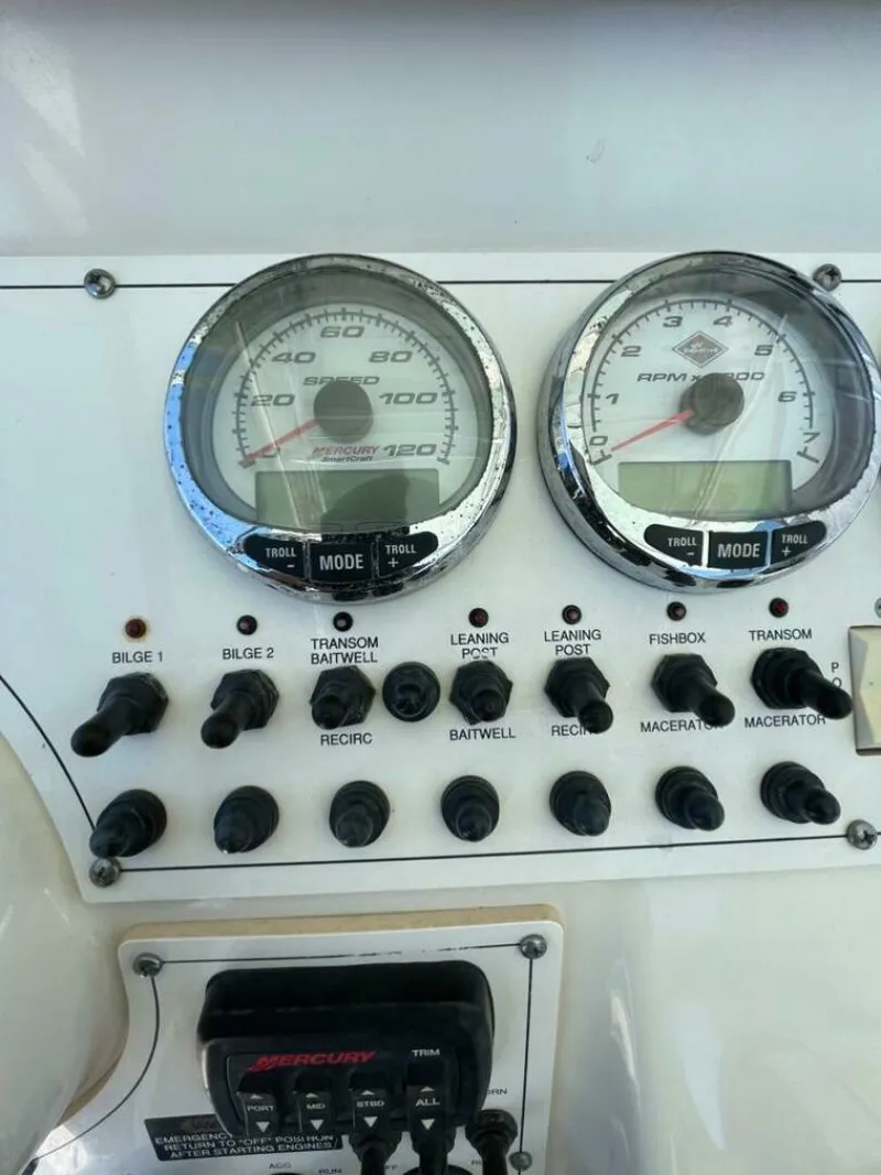 Slide: The Image of Triton 351 CC 2007 - 5005377