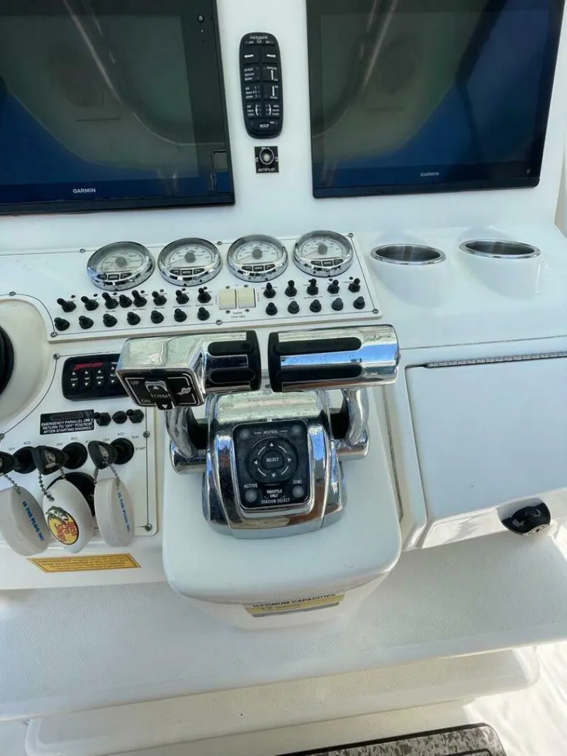 Slide: The Image of Triton 351 CC 2007 - 5005380