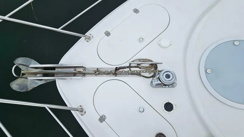 Slide: The Image of Carver 450 Voyager Pilothouse 2000 - 5005451