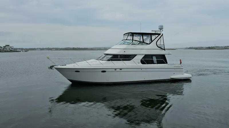 Slide: The Image of Carver 450 Voyager Pilothouse 2000 - 5005396