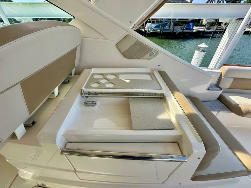 Slide: The Image of Tiara 3100 Coronet 2012 - 5005473