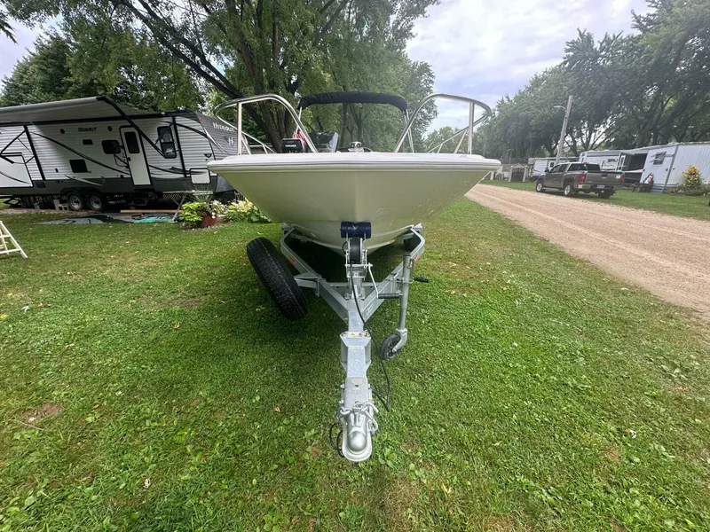 Slide: The Image of Boston Whaler 160 Super Sport 2023 - 5005597