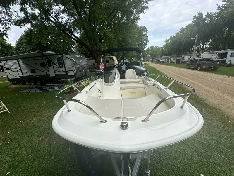 Slide: The Image of Boston Whaler 160 Super Sport 2023 - 5005598