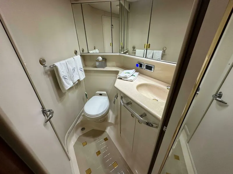 Slide: The Image of Sea Ray 550 Sundancer 2003 - 5005635