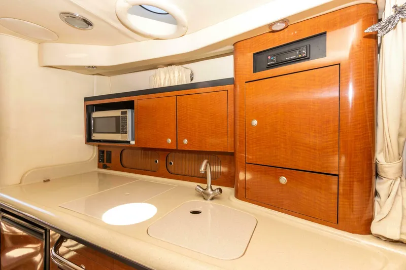 Slide: The Image of Sea Ray 340 Sundancer 2005 - 5006139